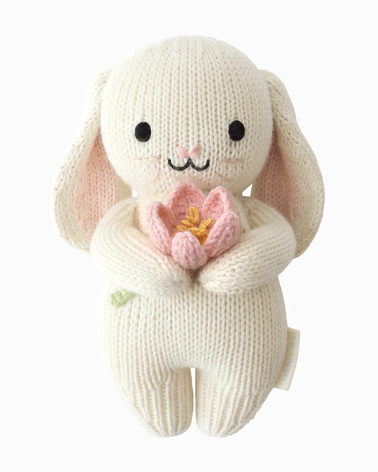 Baby bunny (blooming tulip)