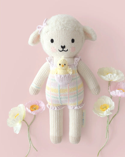 Mabel the lamb